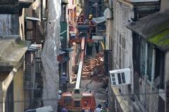 East West Metro: মেট্রোর কাজের জের, এবার বউবাজারের বাসিন্দাদের বাড়ি খালি করার নির্দেশ