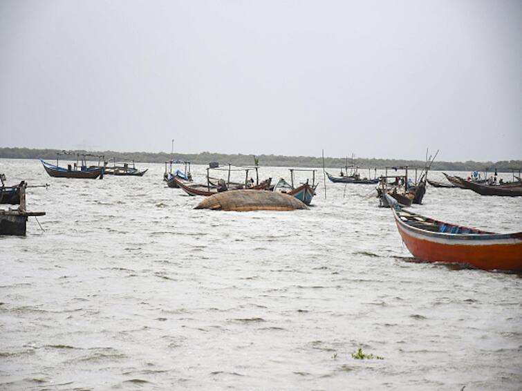 Cyclone Biparjoy: Schools and Colleges In Banaskantha District To Be Closed On June16 And 17 Cyclone Biparjoy: Schools and Colleges In Banaskantha District To Be Closed On June 16 And 17