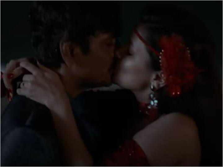 Tiku Weds Sheru trailer Nawazuddin Siddiqui kissing scene with 27 year younger avneet kaur sparks controversy Tiku Weds Sheru में 27 साल छोटी अवनीत कौर के साथ नवाजुद्दीन सिद्दीकी ने किया लिप-लॉक, सोशल मीडिया पर भड़के लोग