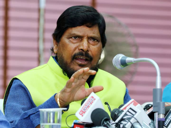 Ramdas Athawale will contest elections together with BJP eknath Shinde faction know his demand Maharashtra: महाराष्ट्र में रामदास अठावले BJP-शिंदे गुट के साथ मिलकर लड़ेंगे चुनाव, सामने रखी ये मांग