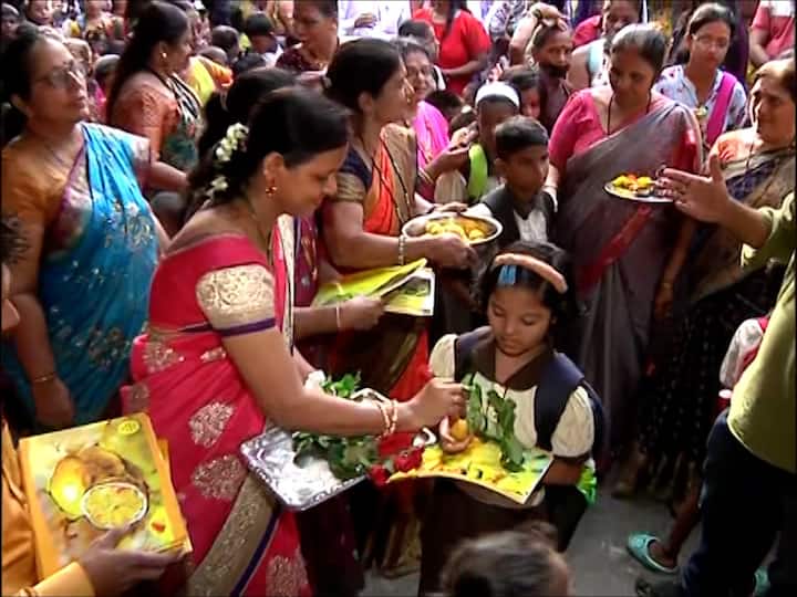 राज्यभरातील शाळा उन्हाळ्याच्या सुट्ट्यानंतर आजपासून पुन्हा एकदा सुरू होत आहे.