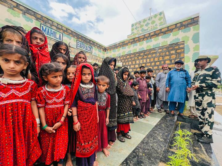 Children of a Kutch village take shelter at a Border Security Force outpost at Gunau village ahead of the landfall in Kutch. The evacuated individuals include nearly 8,900 children, 1,131 pregnant women, and 4,697 elderly persons (Image Source: PTI)