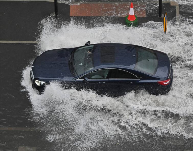 Car Care : Follow These Tips When Your Car Sink in Flood Car Care : બિપરજોય દરમિયાન કાર પાણીમાં ફસાય તો શું કરવું?