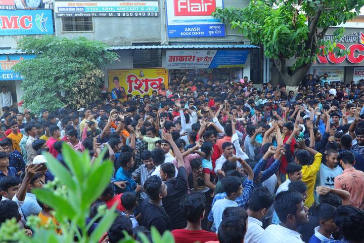 वैद्यकीय अभ्यासक्रमात पूर्व परीक्षाचा निकाल कोविढ नंतर काही प्रमाणात मंदावला होता ...मात्र यावर्षी निकालाने सगळे विक्रम मोडीत काढले आहेत .. यावर्षी निट परीक्षेत दीड हजार पेक्षा जास्त मुले हि  वैद्यकीय महाविद्यालयात पक्का प्रवेश घेऊ शकतील एवढ्या गुणांची त्यांनी कमाई केली आहे ....