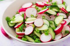 गर्मी में मूली खाने से मिलते हैं ये 7 हैरान करने वाले फायदे...आप भी जानिए