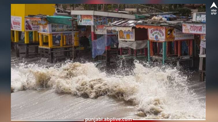 cyclone-biparjoy-is-likely-to-cross-kachchh-gujarat-on-thursday-ndrf-team-posted-thousands-of-people-shifted-to-shelter-homes Cyclone Biparjoy: ਗੁਜਰਾਤ ਦੇ ਤੱਟ ਨਾਲ ਅੱਜ ਟਕਰਾਏਗਾ ਚੱਕਰਵਾਤੀ ਤੂਫਾਨ ਬਿਪਰਜੋਏ, 74 ਹਜ਼ਾਰ ਤੋਂ ਵੱਧ ਲੋਕਾਂ ਨੂੰ ਕੀਤਾ ਗਿਆ ਸ਼ਿਫਟ, NDRF ਦੀਆਂ 33 ਟੀਮਾਂ ਤਾਇਨਾਤ