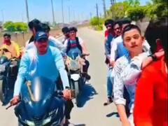 इटावा में रील्स बनाने के लिए बीच सड़क बाइक पर स्टंट, घर आए चालान से स्टंटबाजों के उड़े होश