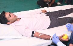 Abhishek Banerjee:নবজোয়ার যাত্রার মাঝেই জয়নগরে রক্তদান শিবিরে অভিষেক বন্দ্যোপাধ্যায়