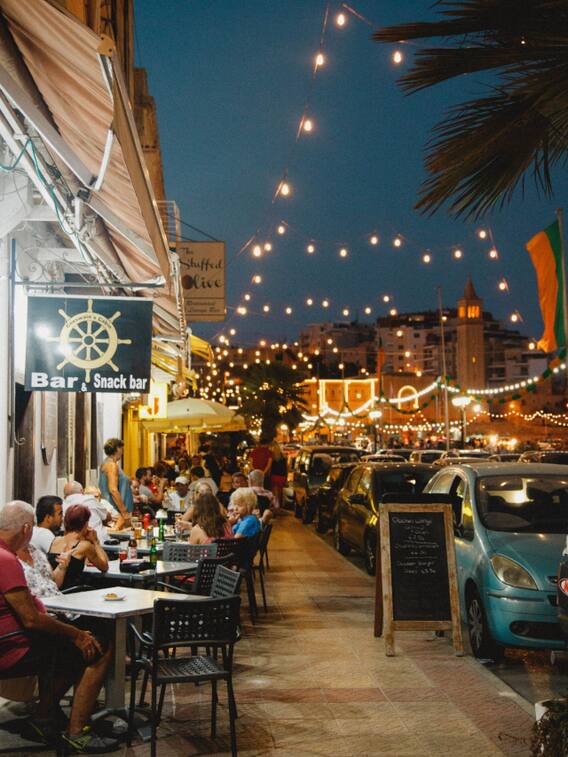 बेस्ट है इन शहरों की नाइटलाइफ