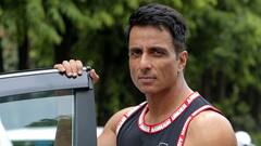 জিম করতে পারবেন, তাও বিনামূল্যে! হদিশ দিচ্ছেন সোনু সুদ