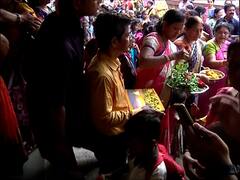 स्कूल चले हम! राज्यभरातील शाळा आजपासून सुरू; कुठे गुलाबाची फुलं देऊन, तर कुठे औक्षण करुन विद्यार्थ्यांचं स्वागत