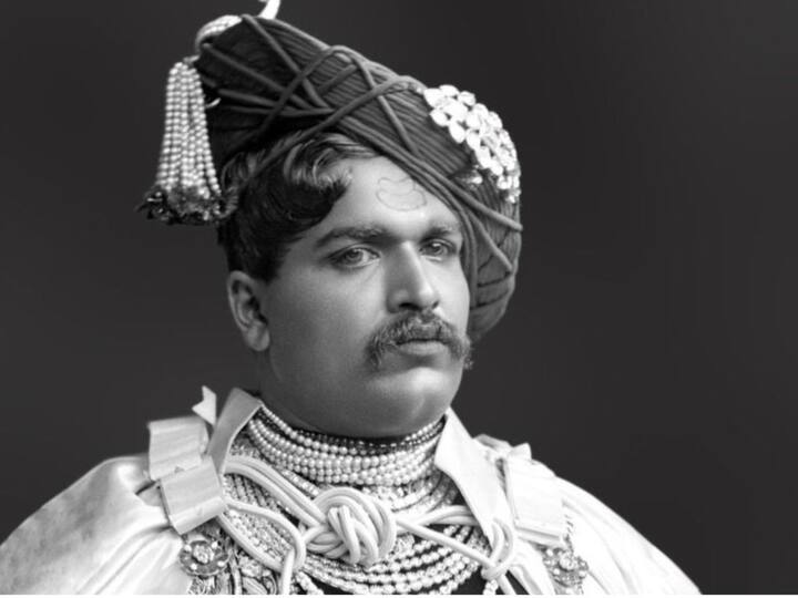 राजर्षी छत्रपती शाहू महाराज यांच्या जयंतीनिमित्त दरवर्षी विविध क्षेत्रात उल्लेखनीय सामाजिक काम करणाऱ्या व्यक्तीला 'राजर्षी शाहू पुरस्कार' देऊन सन्मान दिला जातो.