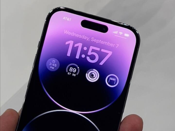Almost 50 Per Cent Of Smartphones Sold Worldwide In Q1 Had OLED Screens Counterpoint Research Almost 50 Per Cent Of Smartphones Sold Worldwide In Q1 Had OLED Screens