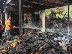 मणिपुर में केंद्रीय राज्य मंत्री रंजन सिंह के घर में भीड़ ने लगाई आग, कहा- मौजूदा सरकार शांति व्यवस्था बनाने में विफल