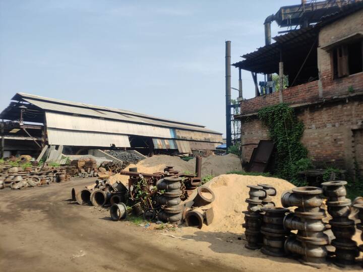 A photo of the Jagannath Iron Foundry. Of the 300 foundries in Bengal, 95 percent of these units are concentrated in the district of Howrah. Some foundries date back to the 19th century.