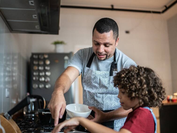 Father's Day 2023 Surprise Your Dad This Summer With These Easy And Healthy Smoothie Recipes Father's Day 2023: Surprise Your Dad This Summer With These Easy And Healthy Smoothie Recipes