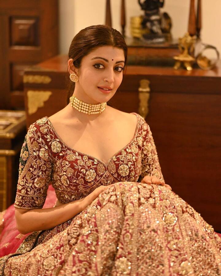 బావ సినిమాతో తెలుగు సినిమా పరిశ్రమలోకి అడుగు పెట్టింది ప్రణీత. Photo Credit: Pranita Subhash/Instagram