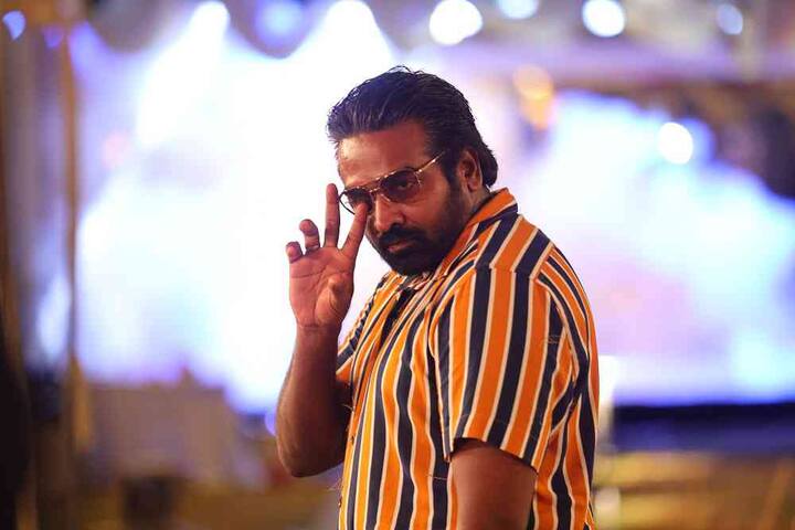 இதற்கு முன்னர் விக்ரம் படத்தில் கமல்ஹாசனுக்கு வில்லனாக விஜய் சேதுபதி நடித்திருந்தார்.