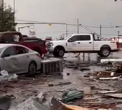 Tornado In Pictures: ਅਮਰੀਕਾ 'ਚ ਤੂਫ਼ਾਨ ਦਾ ਕਹਿਰ, 50000 ਘਰਾਂ ਦੀਆਂ ਬੱਤੀਆਂ ਠੱਪ, ਸੈਂਕੜੇ ਜ਼ਖ਼ਮੀ