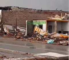 Tornado In Pictures: ਅਮਰੀਕਾ 'ਚ ਤੂਫ਼ਾਨ ਦਾ ਕਹਿਰ, 50000 ਘਰਾਂ ਦੀਆਂ ਬੱਤੀਆਂ ਠੱਪ, ਸੈਂਕੜੇ ਜ਼ਖ਼ਮੀ