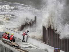 बिपरजॉय बरपाएगा कहर! तेज आंधी और बारिश का दौर शुरू, आपदा से बचाव के लिए SDRF की 13 टीमें तैनात