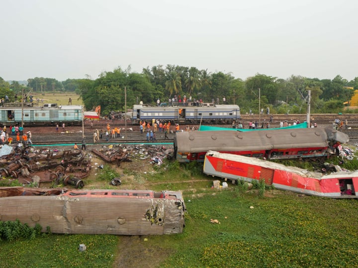 Death toll in Odisha train accident rises to 290, boy from Bihar dies