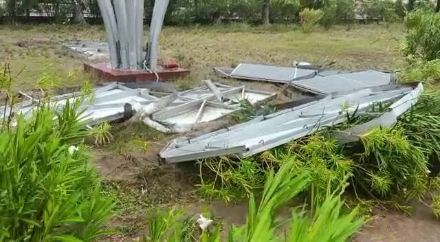 Biporjoy Landfall: shade solar plates also broke in banaskantha during Biporjoy cyclone Landfall Biporjoy Landfall: વાવાઝોડાથી બનાસકાંઠાના ટૂરિઝમને મોટુ નુકસાન, શેડ તૂટ્યા, સોલાર પ્લેટો ફંગોળાઇ