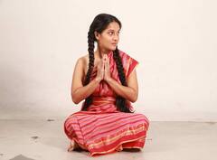 New Bengali Film: শরৎচন্দ্রের কাহিনী অবলম্বনে সিনেমা, প্রকাশ্যে মিথিলা, দেবযানীদের ফার্স্ট লুক