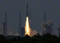 चीन ने एक साथ 41 सैटेलाइट्स लॉन्च कर बनाया नया रिकॉर्ड, जानें स्पेस में क्या करना चाहता है बीजिंग