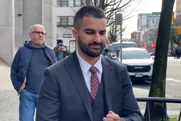 NRI News : ਕੈਨੇਡਾ 'ਚ ਅਸ਼ਵੇਤ ਨੂੰ ਕੁੱਟਣ ਵਾਲੇ ਪੰਜਾਬੀ ਪੁਲਿਸ ਅਫ਼ਸਰ ਨੇ ਮੰਗੀ ਮੁਆਫ਼ੀ