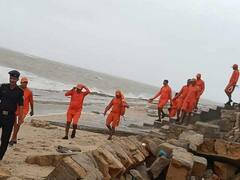 गुजरात में तबाही के बाद अब राजस्थान की ओर बढ़ा बिपरजॉय, दिल्ली समेत इन 4 राज्यों में भारी बारिश का अलर्ट