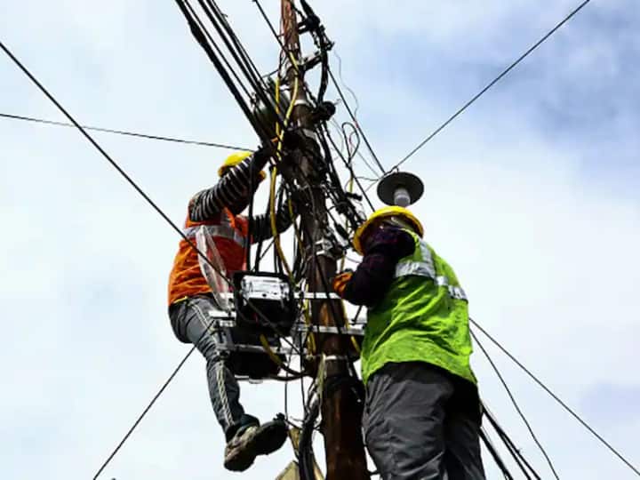 Government Amends Electricity Rights Of Consumers Rules Know Changes सरकार ने बिजली उपभोक्ताओं के अधिकार नियमों में किया संशोधन, जानें क्या हुए बदलाव