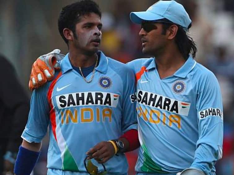 Viral Video: Old Clip Of MS Dhoni With S Sreesanth Riding Pillion Surfaces — WATCH Viral Video: Old Clip Of MS Dhoni With S Sreesanth Riding Pillion Surfaces — WATCH