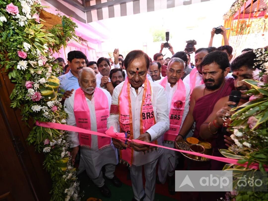 Telangana CM KCR key comments on the demands of separate states in the country in Nagapur దేశంలో మరో 10,15 రాష్ట్రాలు ఉంటే తప్పేంటీ? కేసీఆర్ కీలక వ్యాఖ్యలు