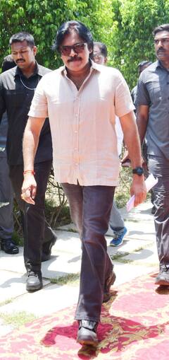 Pawan Kalyan: రైతులు, కార్మిక సంఘాల నేతలతో పవన్ కళ్యాణ్ భేటీ