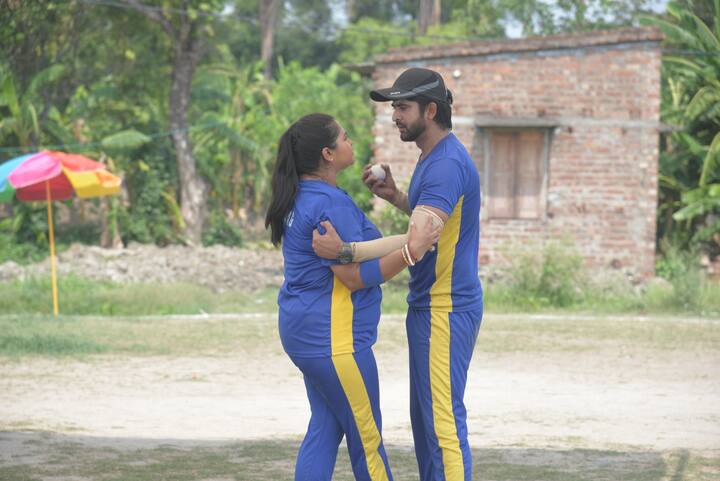 সোহাগ এক উপায় নিয়ে পৌঁছয় এবং দ্বাদশ খেলোয়াড় হিসেবে মাঠে নামে। খেলতে গিয়ে চাঁদ আহত হয় এবং তাকে সোহাগ বাঁচায়। চাঁদ অবশেষে খেলায় জেতে এবং সোহাগ তাকে চিকিৎসার জন্য নিয়ে যায়। তারপর?