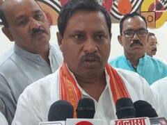 बीजेपी सांसद रामशंकर कठेरिया का बेतुका बयान, कहा- गरीब पहले भूख से मरते थे, अब खा-खाकर मर रहे हैं