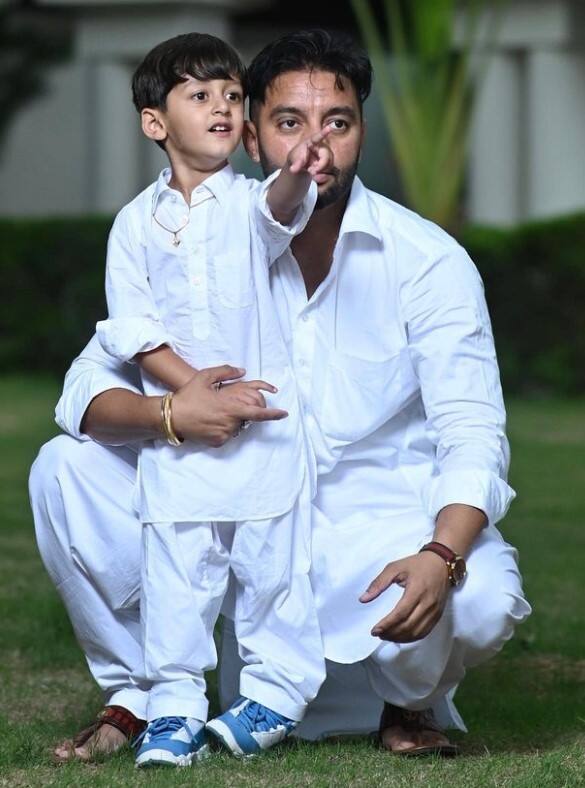 ਸਿੱਪੀ ਗਿੱਲ ਉਨ੍ਹਾਂ ਸਿਤਾਰਿਆਂ ਵਿੱਚੋਂ ਇੱਕ ਹਨ ਜੋ ਕੰਮ ਤੋਂ ਇਲਾਵਾ ਆਪਣੇ ਪਰਿਵਾਰ ਨਾਲ ਖਾਸ ਸਮਾਂ ਬਤੀਤ ਕਰਦੇ ਹੋਏ ਦਿਖਾਈ ਦਿੰਦੇ ਹਨ।