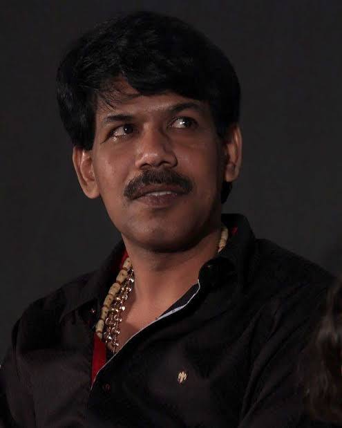இயக்குநர் பாலா இயக்கி ஆர்யா, விஷால் நடித்து வெளியான திரைப்படம் அவன் இவன்