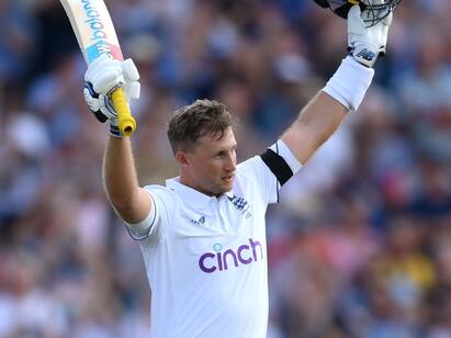 ashes test 2023 first test first day england declared 393 runs joe root century Ashes Test: ஆஷஸ் முதல் நாளே மாஸ்.. ஒருநாள் போட்டி போல ஆடிய இங்கிலாந்து..! ஜோ ரூட் அபார சதம்..!