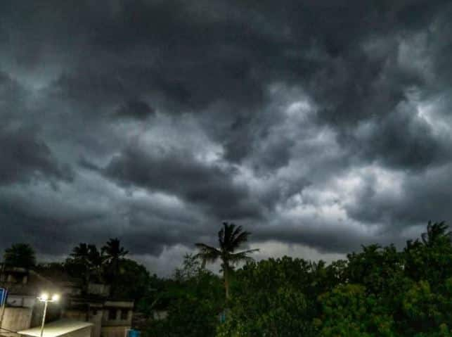 Weather Update today 17 june : Haryana Cyclone biparjoy impact IMD Forecast Chandigarh Gurugram faridabad ka Mausam Haryana-Punjab Weather Today : ਹਰਿਆਣਾ-ਪੰਜਾਬ 'ਚ ਦਿਖੇਗਾ ਬਿਪਰਜੋਏ ਦਾ ਅਸਰ, ਕਈ ਇਲਾਕਿਆਂ 'ਚ ਯੈਲੋ ਅਲਰਟ, ਇਸ ਦਿਨ ਹੋ ਸਕਦੀ ਮੌਨਸੂਨ ਦੀ ਐਂਟਰੀ