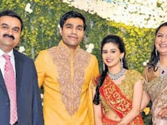 Gautam Adani News: कौन हैं गौतम अडानी की बड़ी बहू परिधि? बड़े-बड़े लोगों को देती हैं सलाह