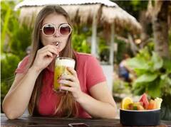 ਸ਼ੂਗਰ ਦੇ ਮਰੀਜ਼ ਨੂੰ ਗੰਨੇ ਦਾ ਰਸ ਪੀਣਾ ਚਾਹੀਦਾ ਹੈ ਜਾਂ ਨਹੀਂ? ਜਾਣੋ ਕੀ ਕਹਿੰਦੇ ਨੇ ਮਾਹਰ