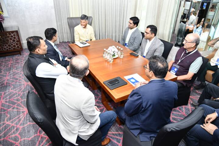 ప్రతినిధుల సమావేశంలో పాల్గొన్న చంద్రబాబు