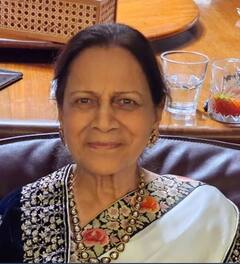 IN PICS: गिले-शिकवे भुला आमिर खान के गले लगे छोटे भाई फैसल, मम्मी के बर्थडे सेलिब्रेशन में शामिल हुआ पूरा परिवार