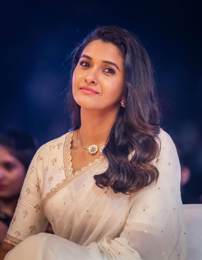 முன்னதாக ஹரி இயக்கத்தில் யானை என்ற படத்தில் அருண் விஜய் ஜோடியாக நடித்துள்ளார் பிரியா பவானி ஷங்கர்