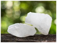 फि‍टकरी के ऐसे फायदे जिन्हें जानकर दूर हो जाएंगी आपकी सारी शिकायतें, सेहत के लिए रामबाण इलाज