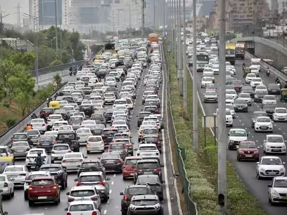 12 એપ્રિલ 2016 ના રોજ, હરિયાણાના ગુડગાંવ શહેરનું નામ બદલીને ગુરુગ્રામ કરવામાં આવ્યું.