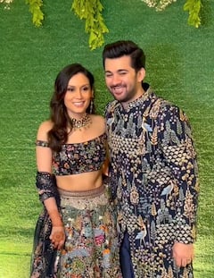 Karan Drisha Wedding: ਕਰਨ ਦਿਓਲ ਦੇ ਸੰਗੀਤ ਪ੍ਰੋਗਰਾਮ ਵਿੱਚ ਨਜ਼ਰ ਆਇਆ ਪੂਰਾ ਦਿਓਲ ਪਰਿਵਾਰ, ਸੰਨੀ ਦਿਓਲ ਨੇ 'ਤਾਰਾ' ਬਣ ਕੇ ਲੁੱਟੀ ਮਹਿਫ਼ਿਲ