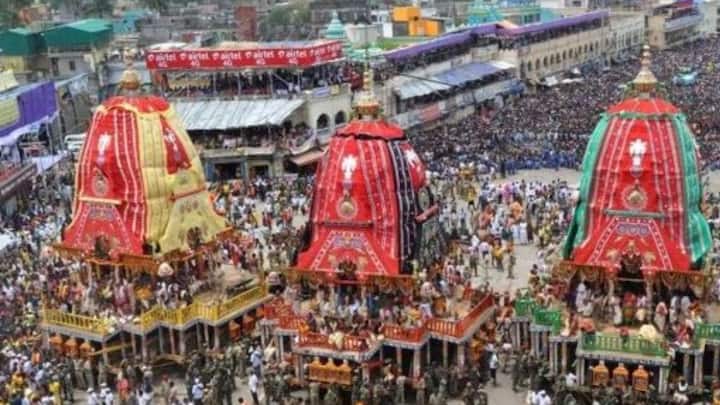 কথিত আছে, এই রথের নাম দেন স্বয়ং ইন্দ্র। ছোট-বড় আকারের মোট ৮৩২টি কাঠের টুকরো দিয়ে এই রথ নির্মাণ করা হয়।